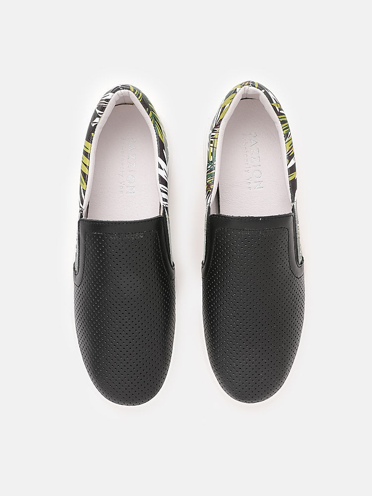 Slip-on Sneakers